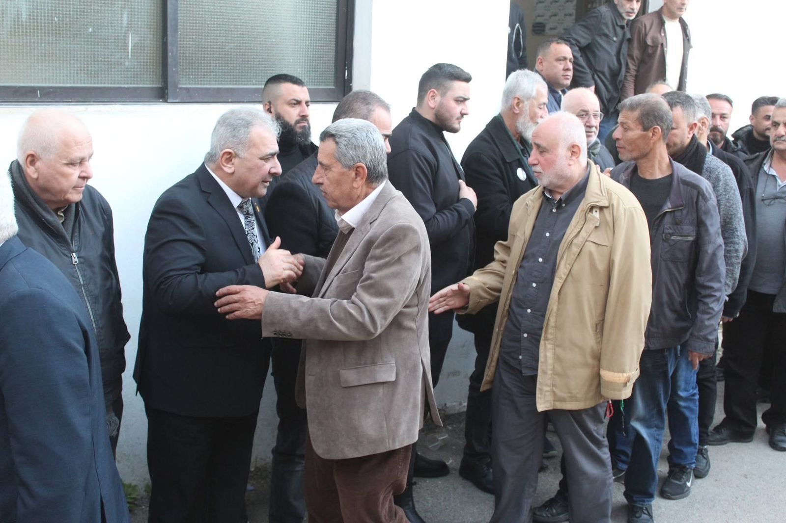 السفير الاسعد في تأبين اللواء اياد العينين: نودع واحدا من أبنائنا الأوفياء الذين أفنوا حياتهم في خدمة فلسطين وقضيتها العادلة