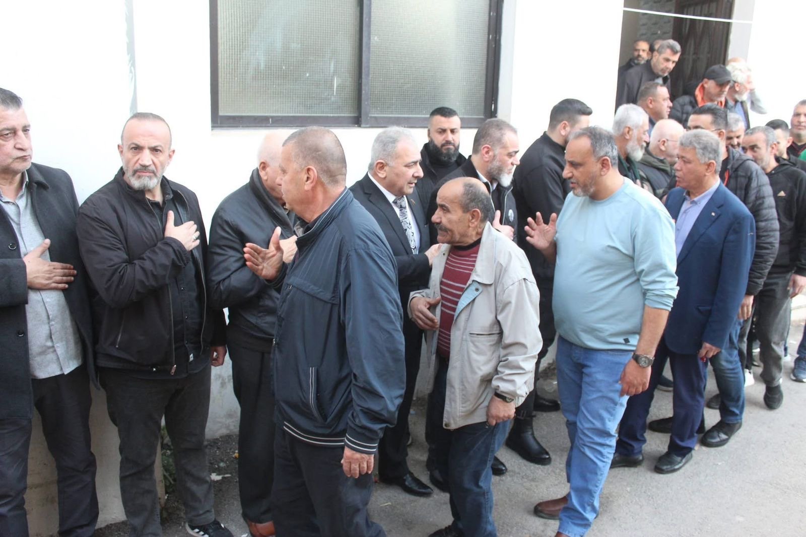 السفير الاسعد في تأبين اللواء اياد العينين: نودع واحدا من أبنائنا الأوفياء الذين أفنوا حياتهم في خدمة فلسطين وقضيتها العادلة