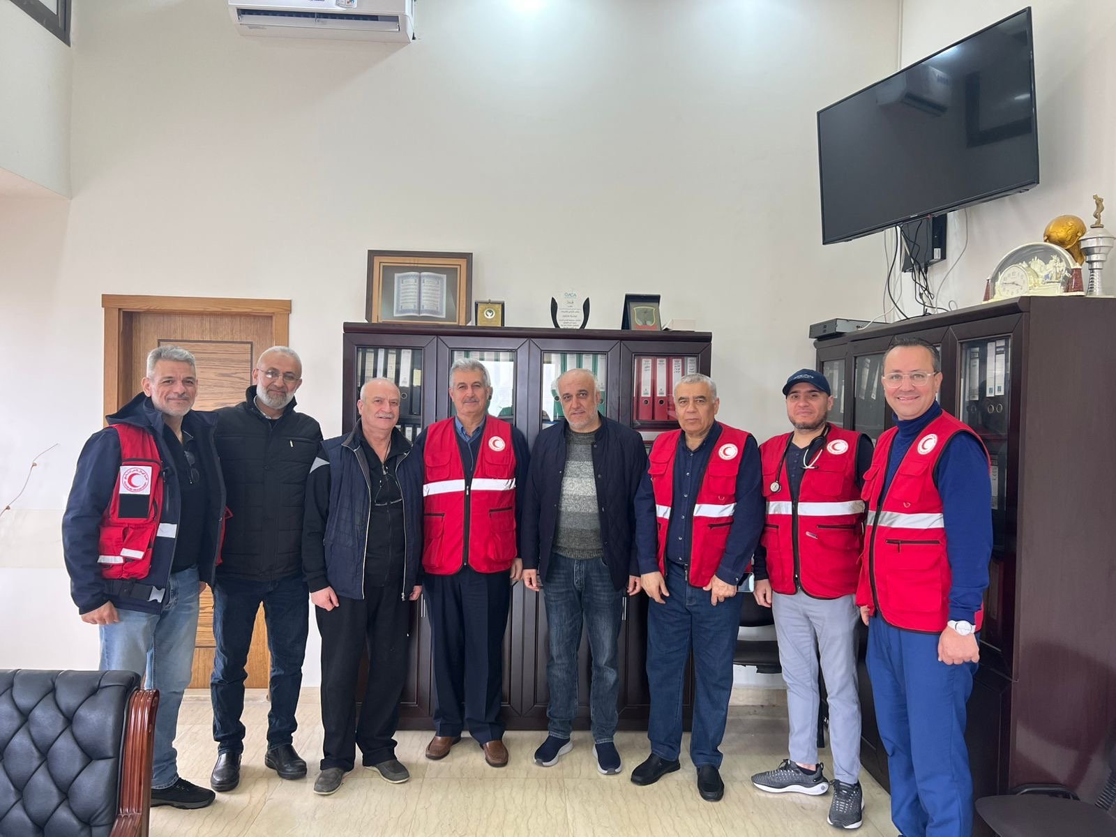 الهلال الاحمر  الفلسطيني يطلق يوماً طبياً في مركز ايواء سبلين ضمن خطة طوارئ متكاملة لدعم النازحين