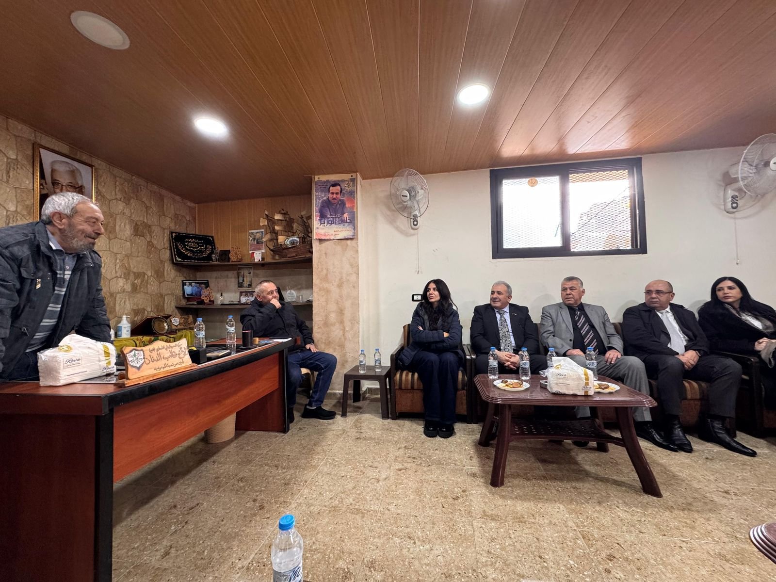 السفير الاسعد يزور مخيم المية ومية ويتفقد اوضاع ابناء شعبنا