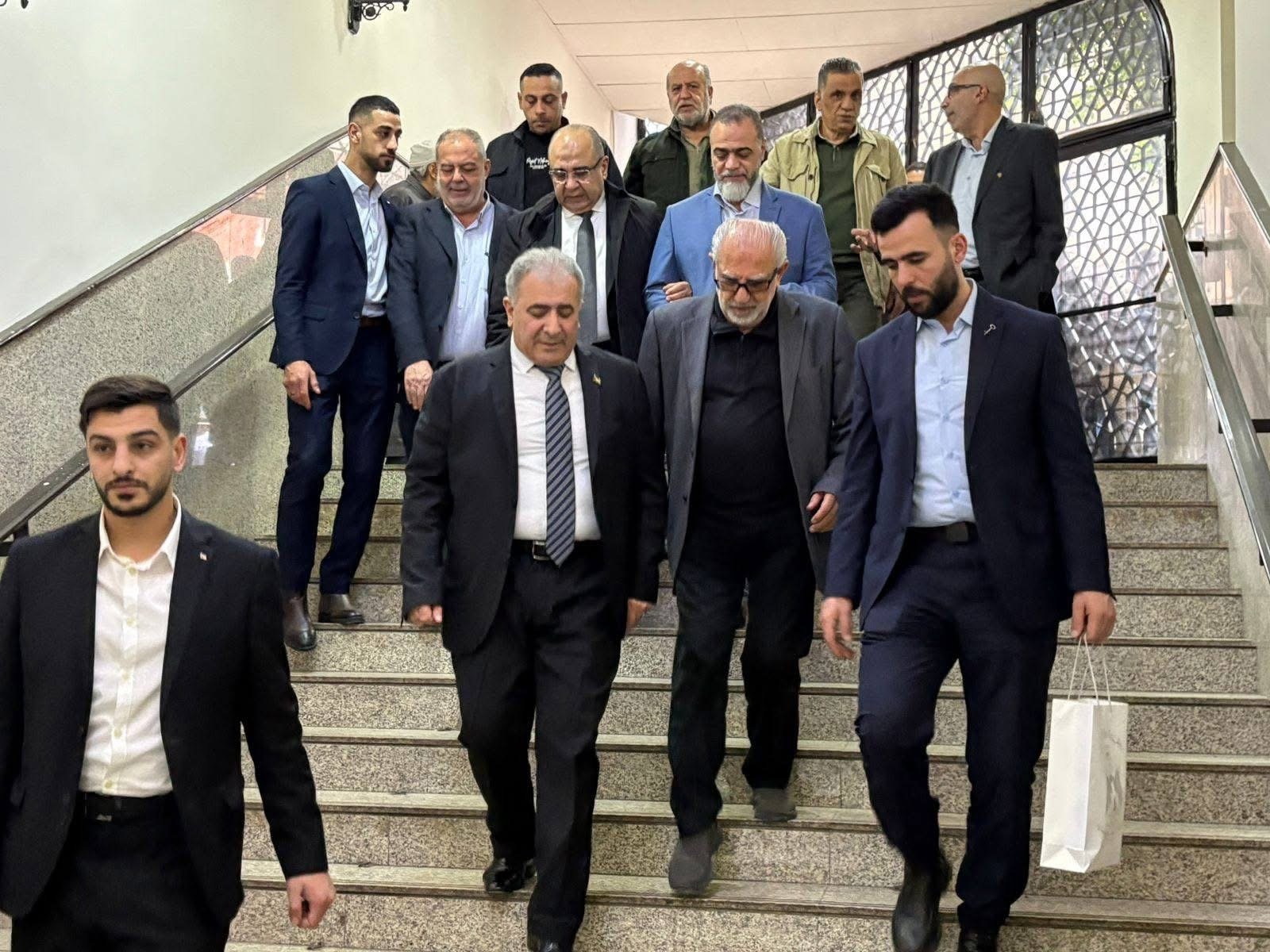 باسم الرئيس محمود عباس السفير الأسعد يقدّم درع فلسطين لعائلة المغربي