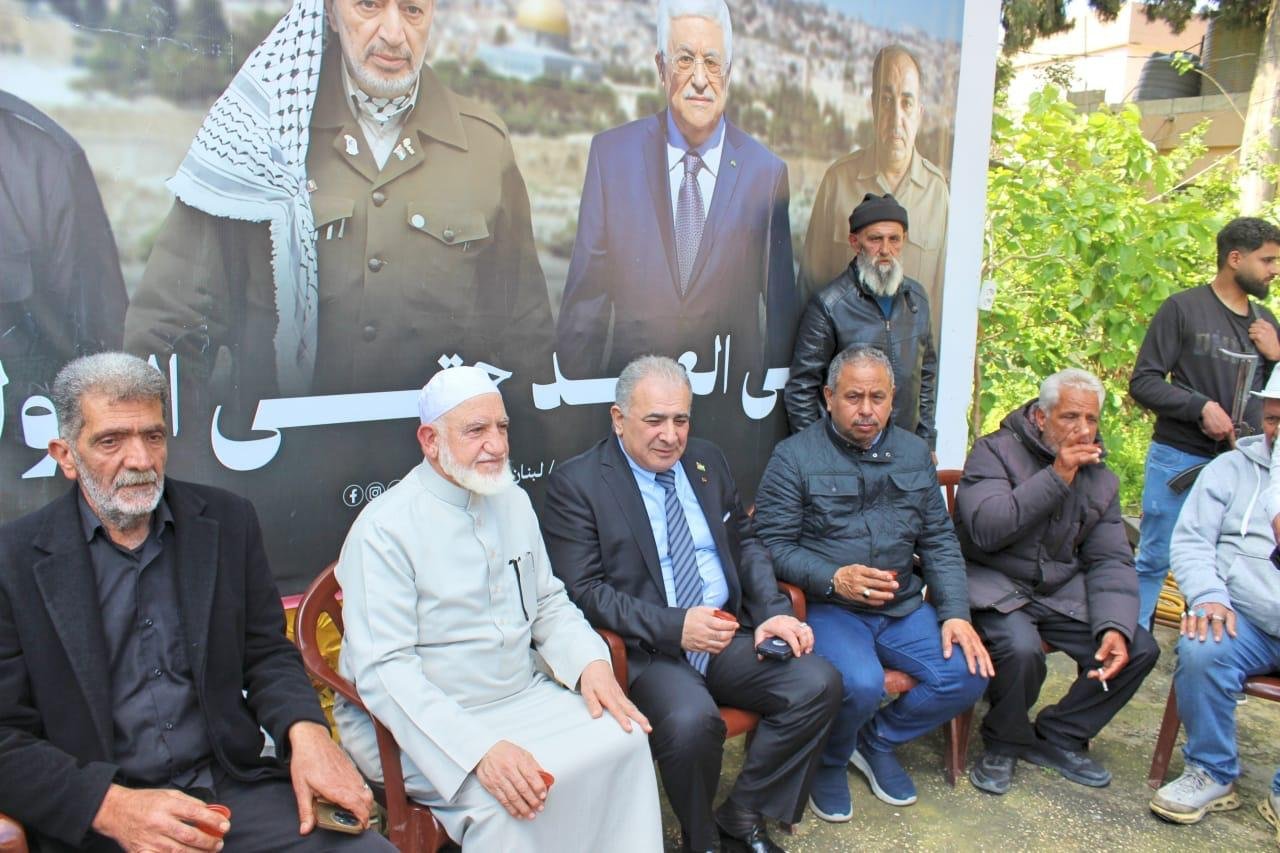 سفير دولة فلسطين في لبنان يزور مخيمات منطقة صور ويؤكد استمرار دعم صمود أبناء شعبنا في الجنوب