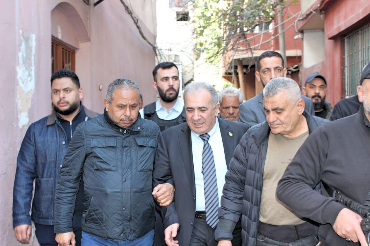سفير دولة فلسطين في لبنان يزور مخيمات منطقة صور ويؤكد استمرار دعم صمود أبناء شعبنا في الجنوب